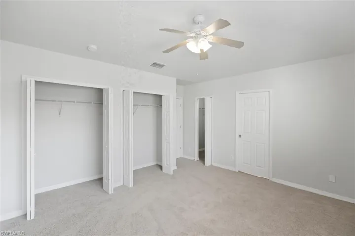 9656  Roundstone  CIR, Fort Myers, FL 33967
