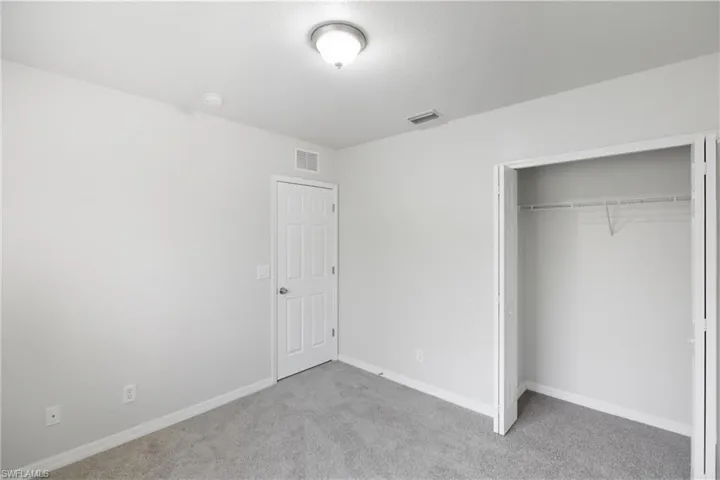 9656  Roundstone  CIR, Fort Myers, FL 33967