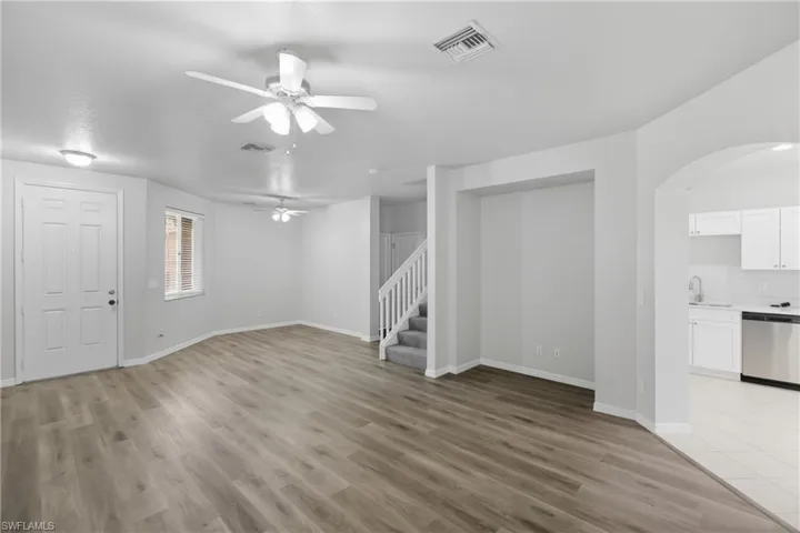 9656  Roundstone  CIR, Fort Myers, FL 33967