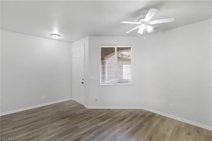 9656  Roundstone  CIR, Fort Myers, FL 33967