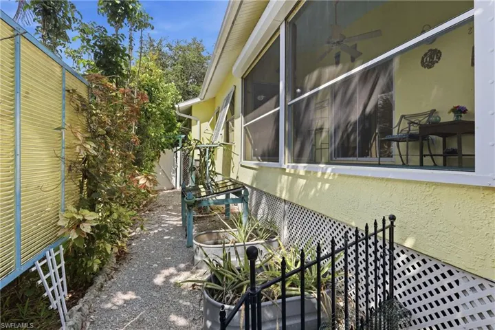 224 Benson St, Naples, Florida 34113