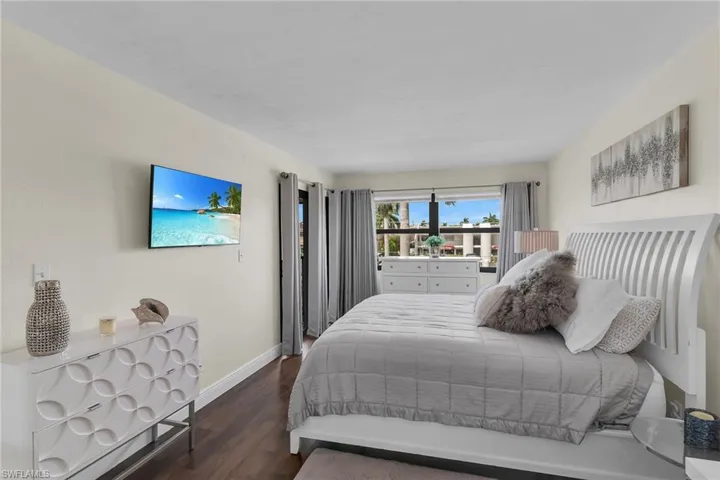 1012  Anglers  CV, Marco Island, FL 34145