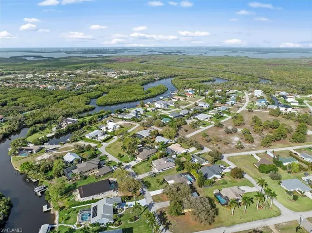4724 Riverside Dr, Estero, Florida 33928