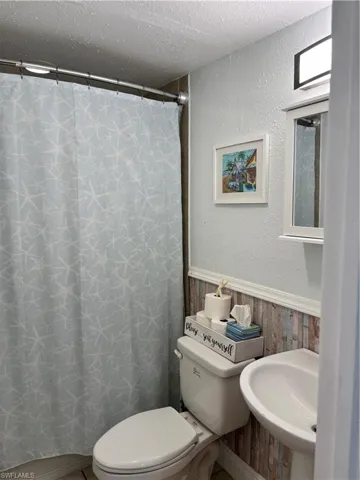 2757 Garden St, North Fort Myers, Florida 33917