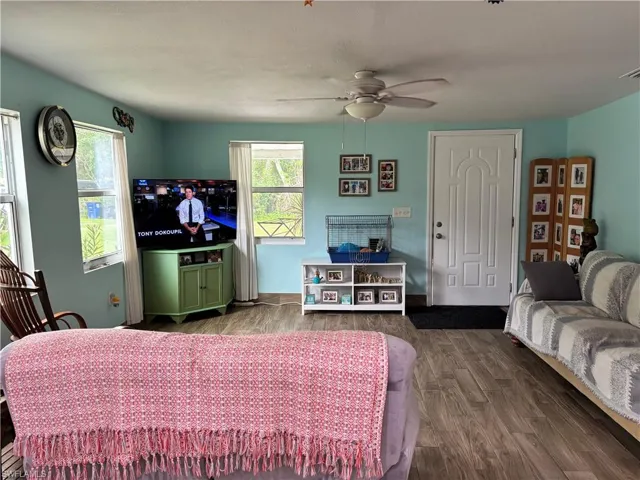2757 Garden St, North Fort Myers, Florida 33917