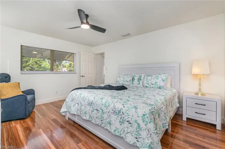 King Bed in Master Bedroom!