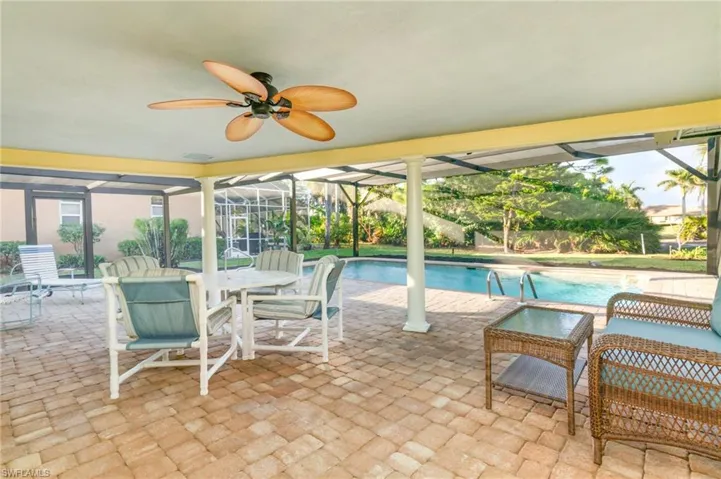 Large Covered Poolside Patio!