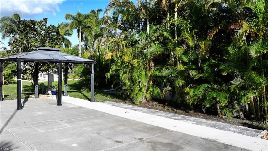 5871 Pathwood Ct, Fort Myers, Florida 33905