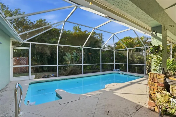 8360 Bounty Rd, Fort Myers, Florida 33967