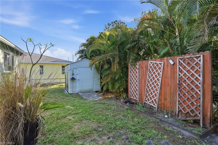 8360 Bounty Rd, Fort Myers, Florida 33967