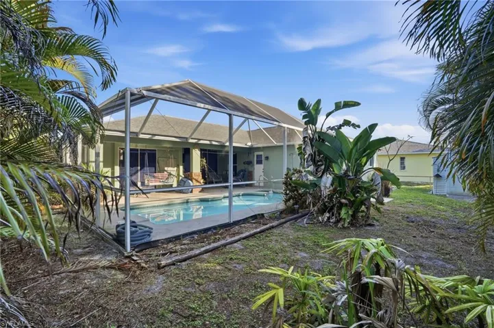 8360 Bounty Rd, Fort Myers, Florida 33967