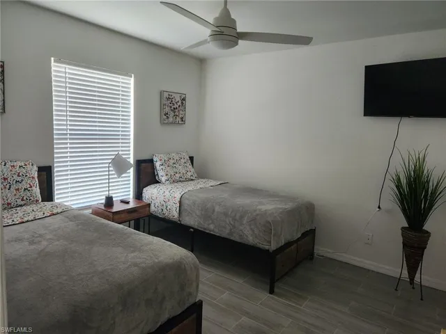 650  103rd N AVE, Naples, FL 34108