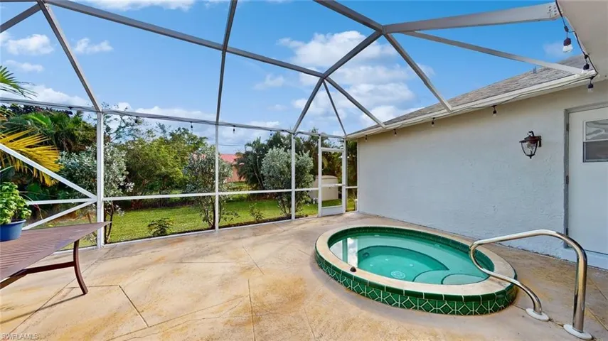 18249  Lee  RD, Fort Myers, FL 33967