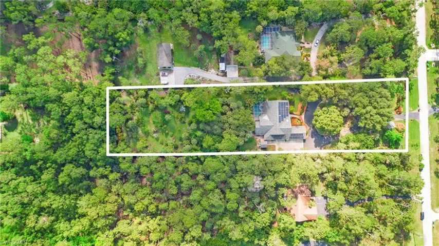 Aerial view of property's location featuring property boundaries highlighted