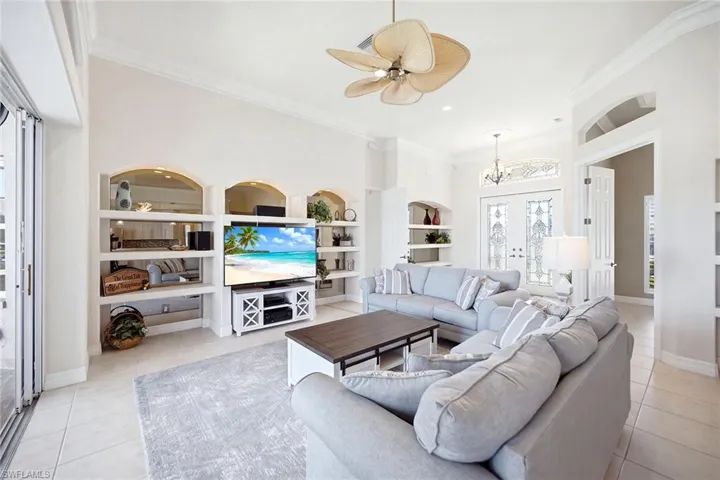 1648 Villa Ct, Marco Island, Florida 34145