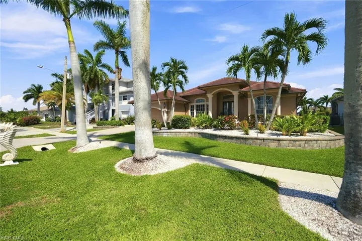 1648 Villa Ct, Marco Island, Florida 34145