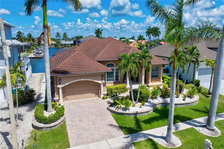 1648 Villa Ct, Marco Island, Florida 34145