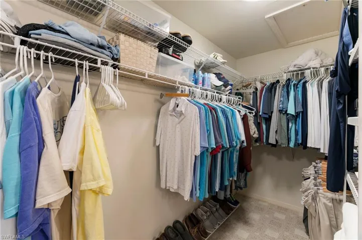 Walk in closet