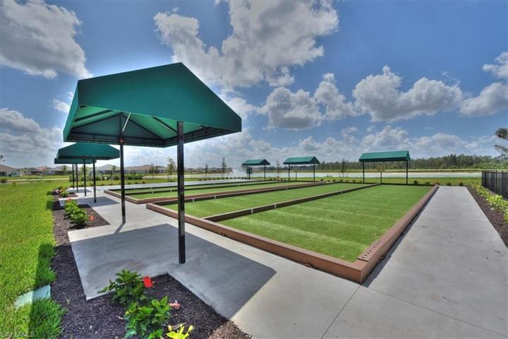 Bocce Ball & Shuffleboard
