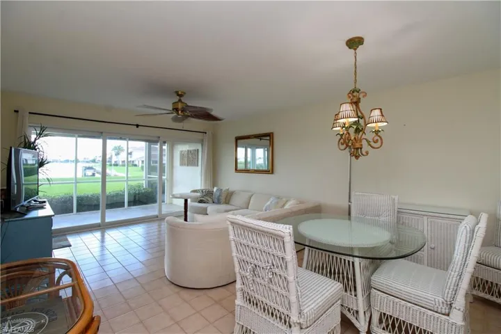 333 Sunrise Cay 2, Naples, Florida 34114