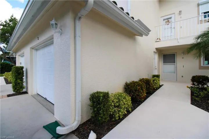333 Sunrise Cay 2, Naples, Florida 34114