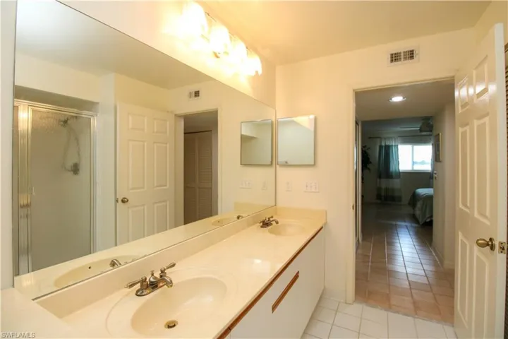 333 Sunrise Cay 2, Naples, Florida 34114