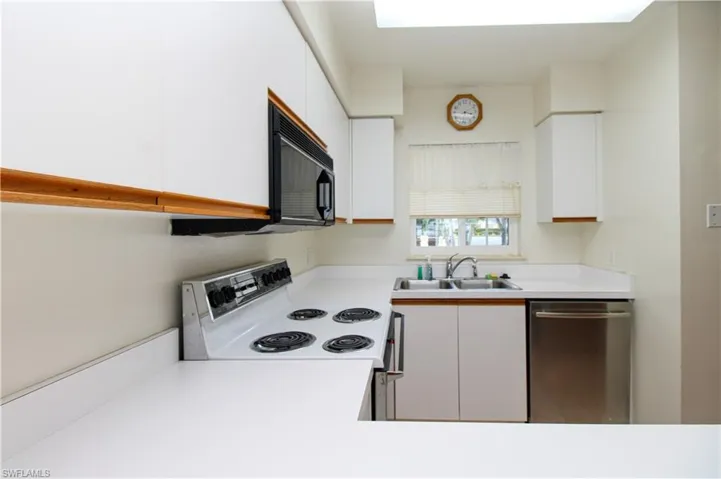 333 Sunrise Cay 2, Naples, Florida 34114