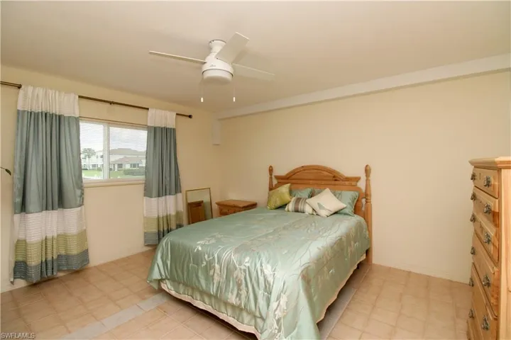333 Sunrise Cay 2, Naples, Florida 34114