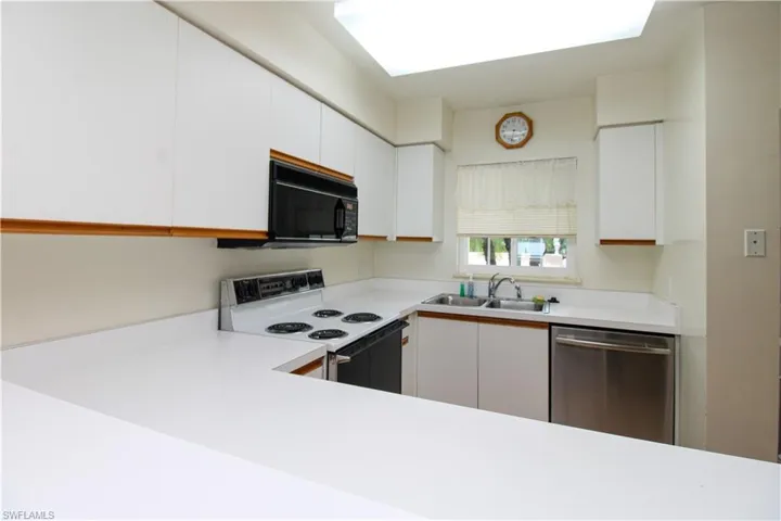 333 Sunrise Cay 2, Naples, Florida 34114