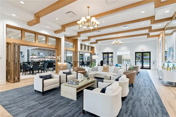 Common area featuring recessed lighting