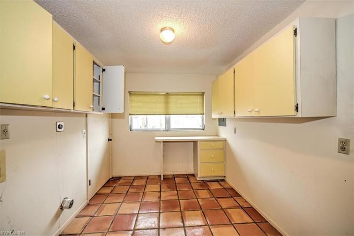 Launtry Room