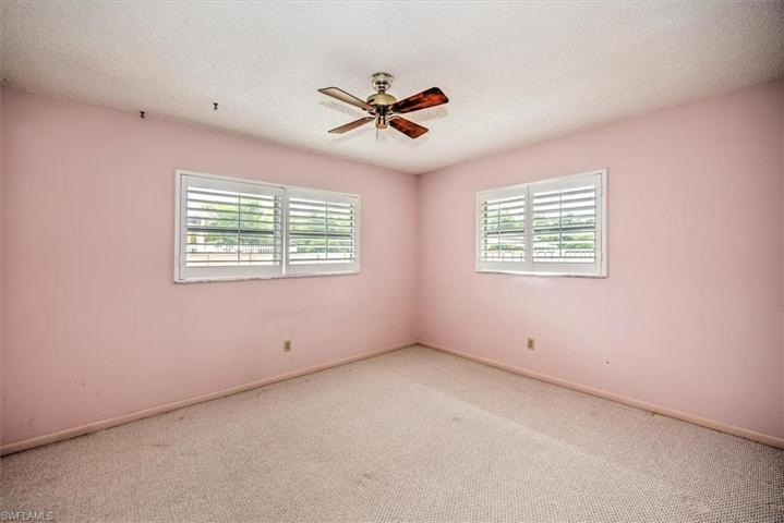 Guest Room 2 w/Walk-In Closet