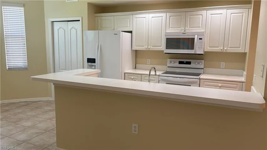 8341 Whiskey Preserve Cir 527, Fort Myers, Florida 33919