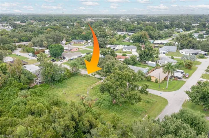 Birds eye view of property