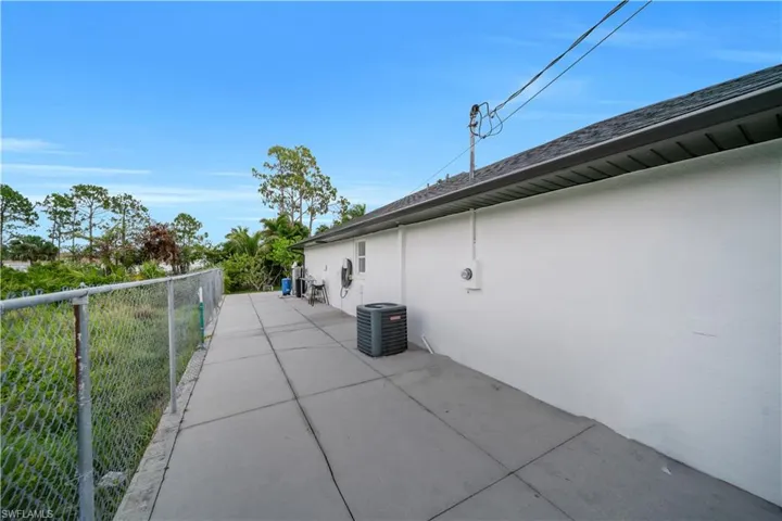 3304  44th SW ST, Lehigh Acres, FL 33976