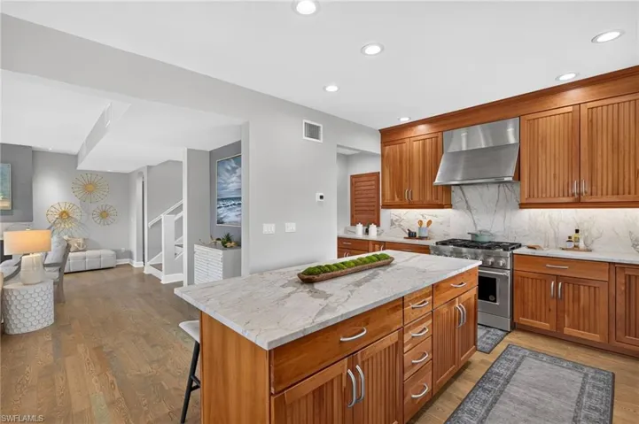 1828 Buckthorn Ln, Sanibel, Florida 33957