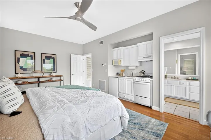1828 Buckthorn Ln, Sanibel, Florida 33957