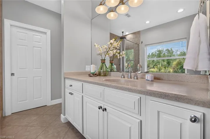 1828 Buckthorn Ln, Sanibel, Florida 33957
