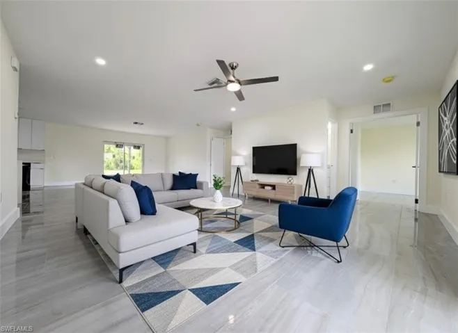 798 Bell Blvd S, Lehigh Acres, Florida 33974
