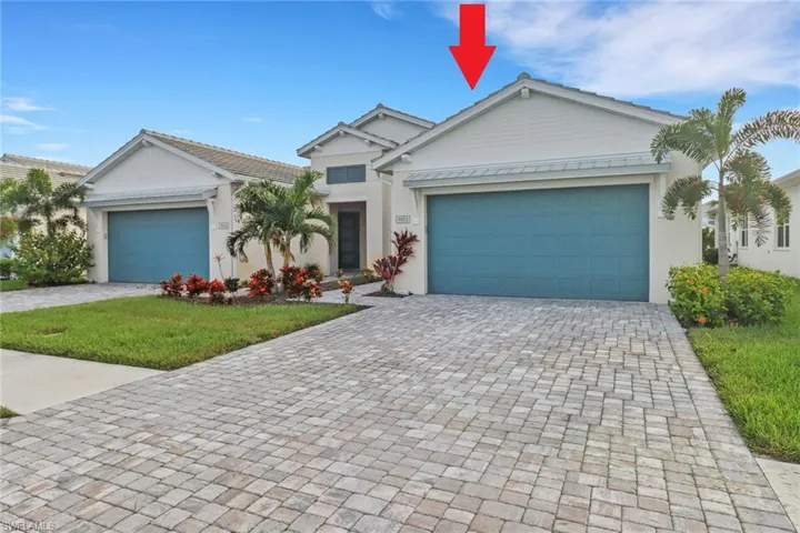 9052  Saint Lucia  DR, Naples, FL 34114