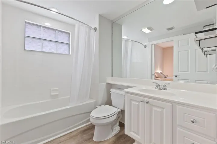 8036  Josefa  WAY, Naples, FL 34114