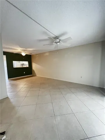 9301 Central Park Dr 102, Fort Myers, Florida 33919