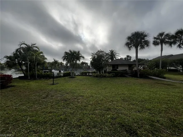 9301 Central Park Dr 102, Fort Myers, Florida 33919