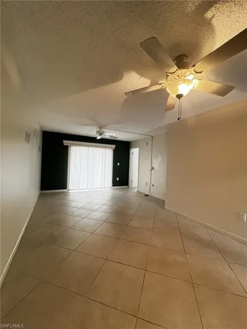 9301 Central Park Dr 102, Fort Myers, Florida 33919