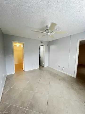 9301 Central Park Dr 102, Fort Myers, Florida 33919