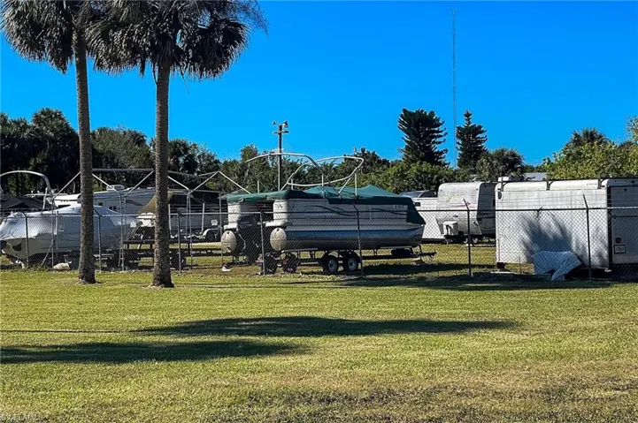 22 Ashe St, Alva, Florida 33920