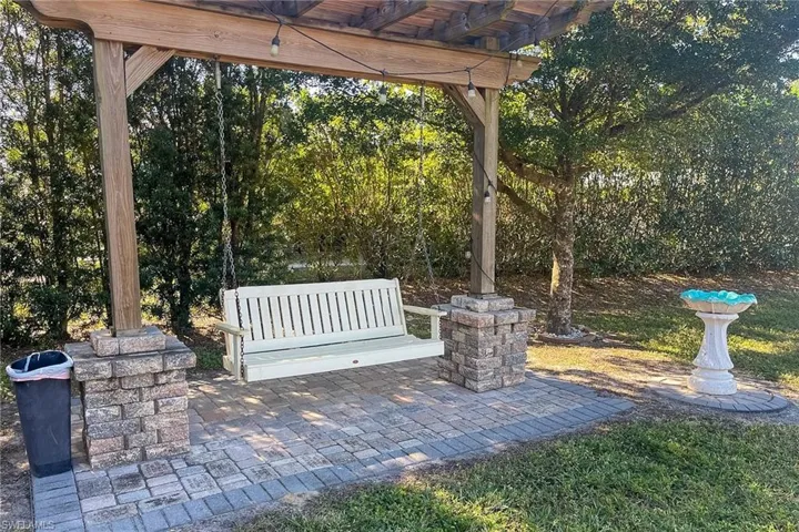 22 Ashe St, Alva, Florida 33920