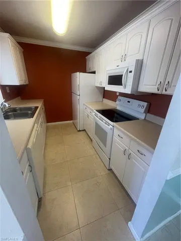 12648  Kenwood  LN, Fort Myers, FL 33907