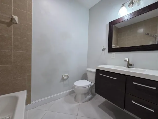 8408 Bernwood Cove Loop 1710, Fort Myers, Florida 33966