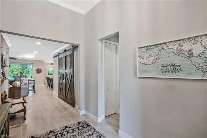 8651 Colony Trace Dr, Fort Myers, Florida 33908